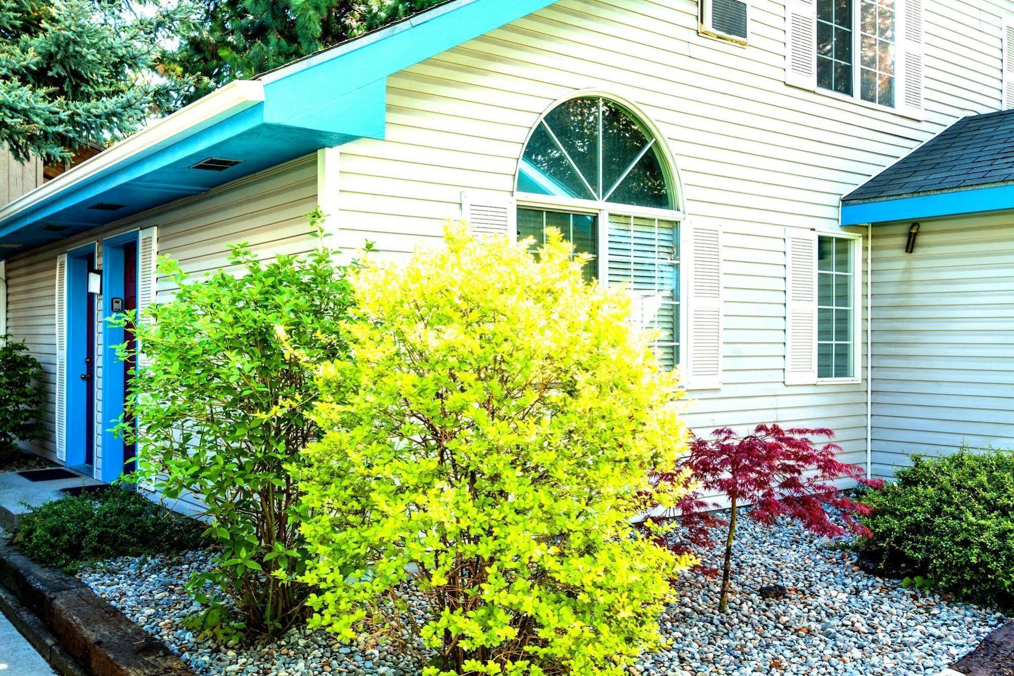 Turning Leaf Townhome Suites Fairwood Bagian luar foto