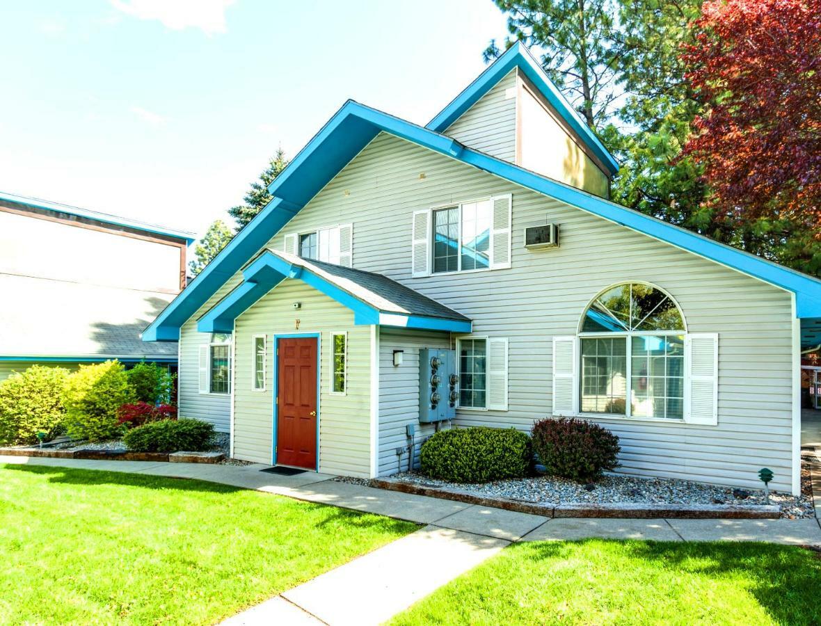 Turning Leaf Townhome Suites Fairwood Bagian luar foto